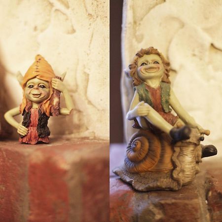 Ghostel - Medieval Hostel Лвив Екстериор снимка